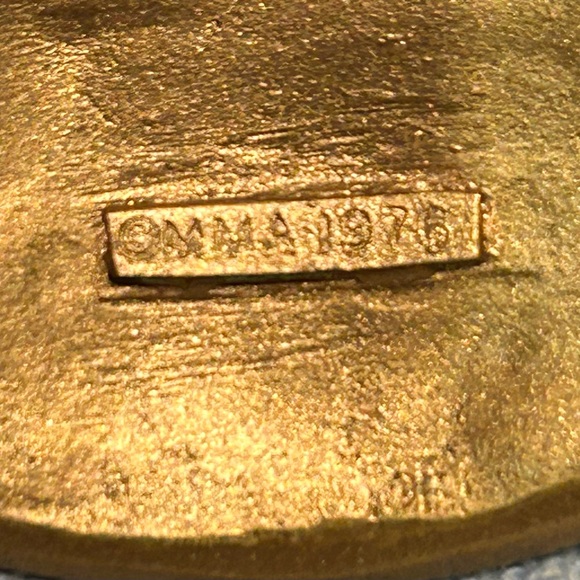 FREE SHIPPING! King Tut Mask Brass Pendant Metropolitan Museum Of Art MMA 1976 - Picture 3 of 6